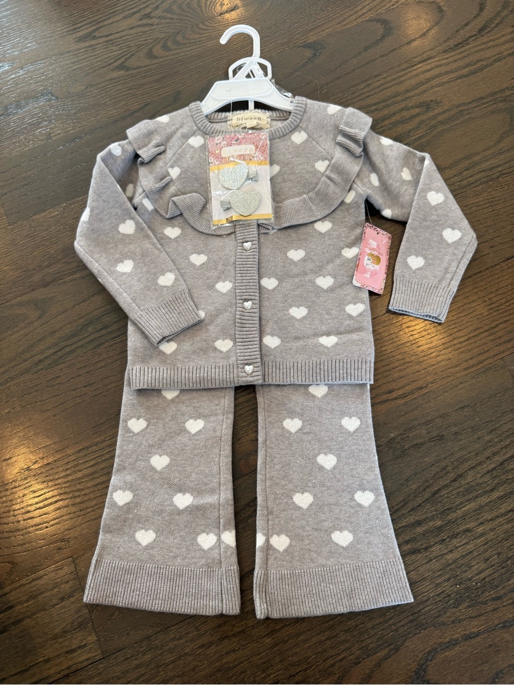 NWT 3T Btween Outfit